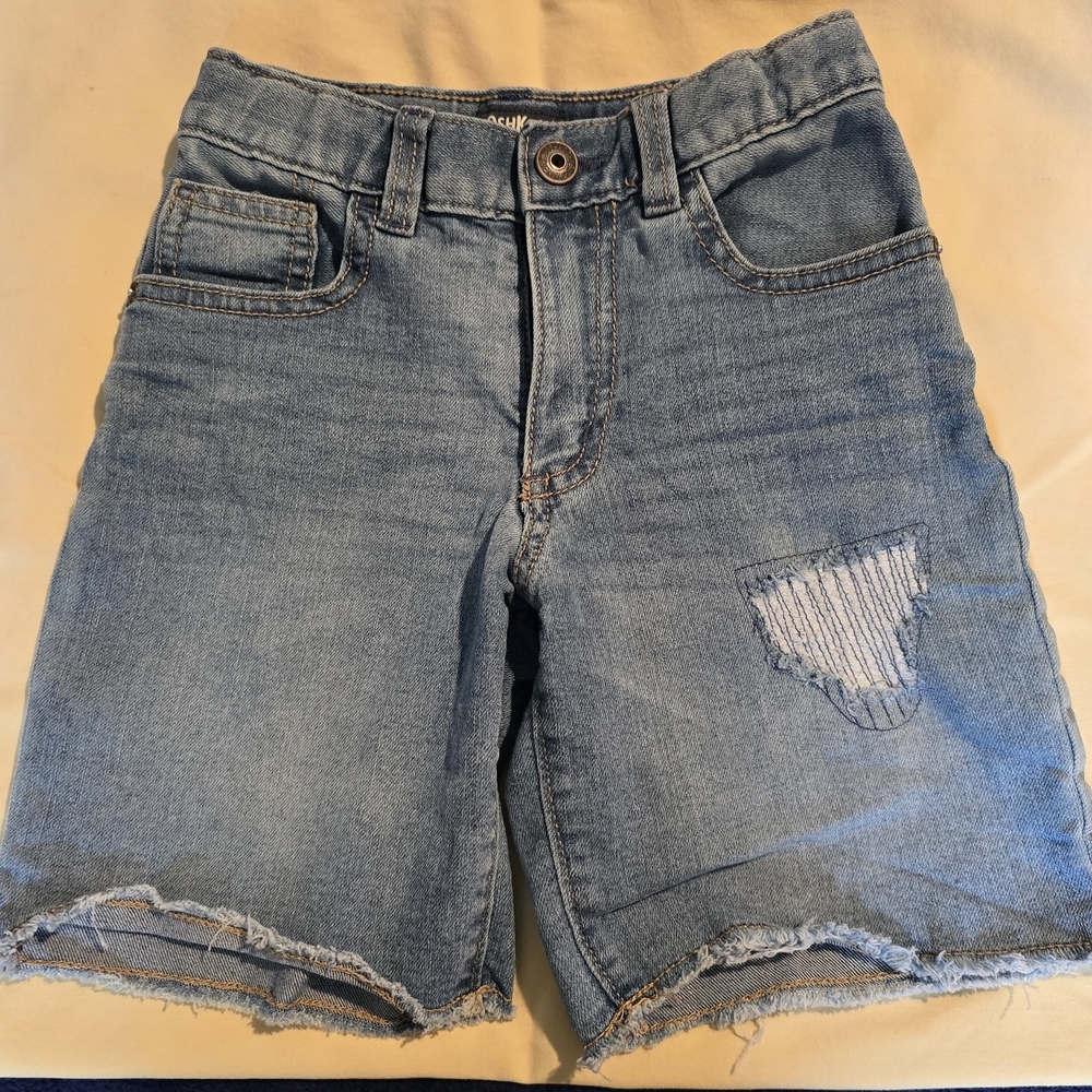 OshKosh B'gosh Classic Blue Denim Boys Size 5